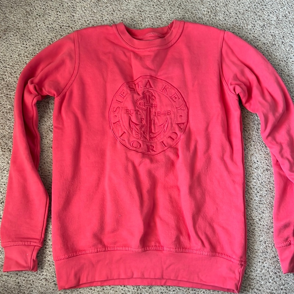 Size small, pink